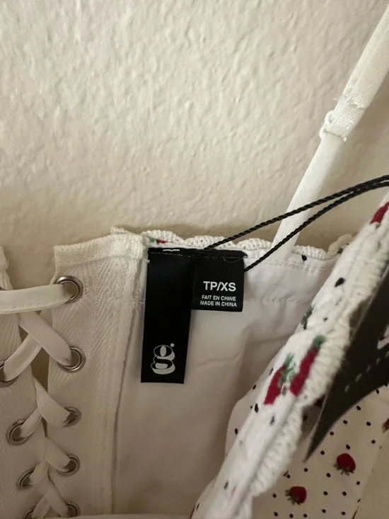 Garage White Strawberry Print Cupped Bustier (Brand new with tags) - Picture 2 of 5